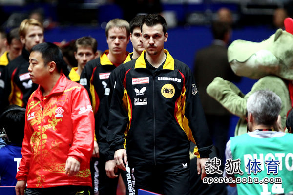 日本队险胜德国队，张继科带队取胜