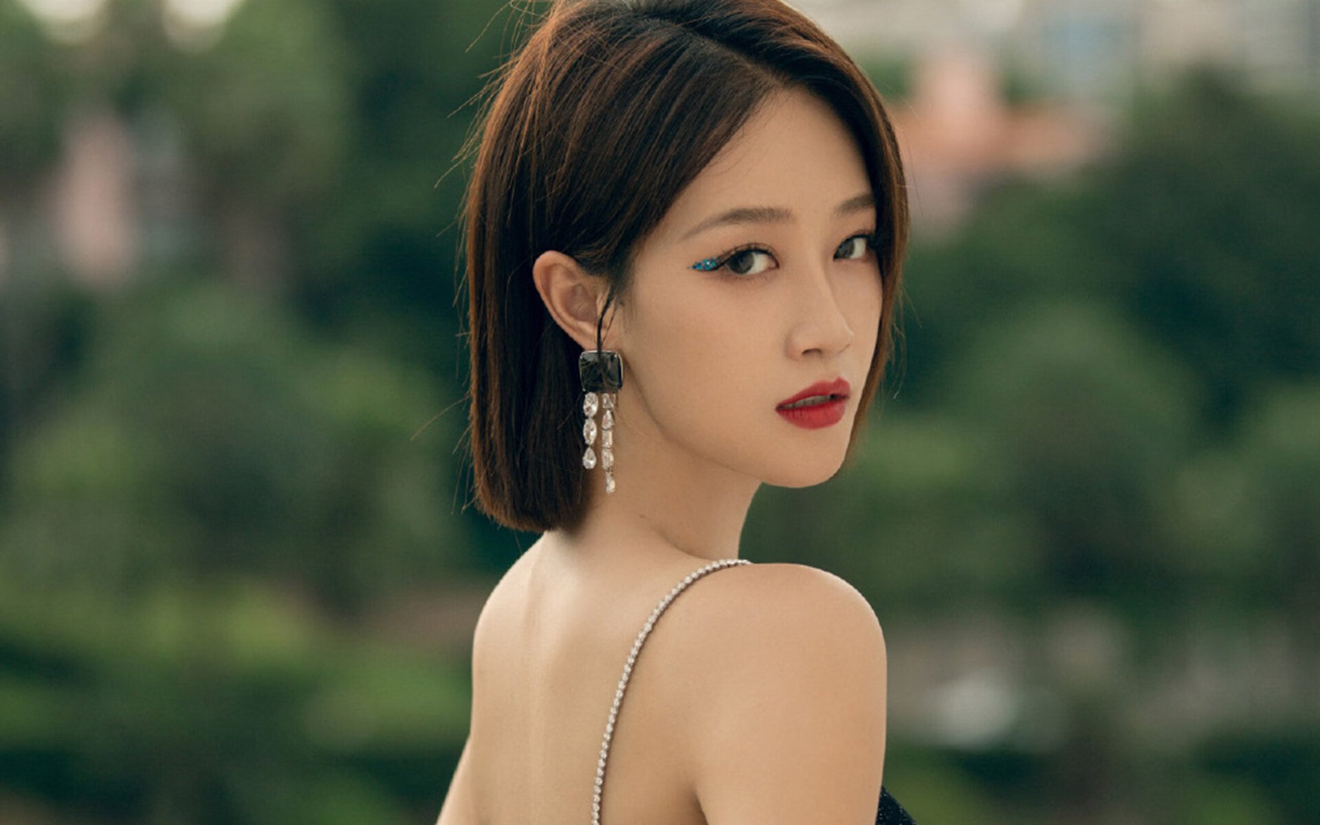 米切尔末节狂飙化身关键先生，步行者客场惊险带走猛龙