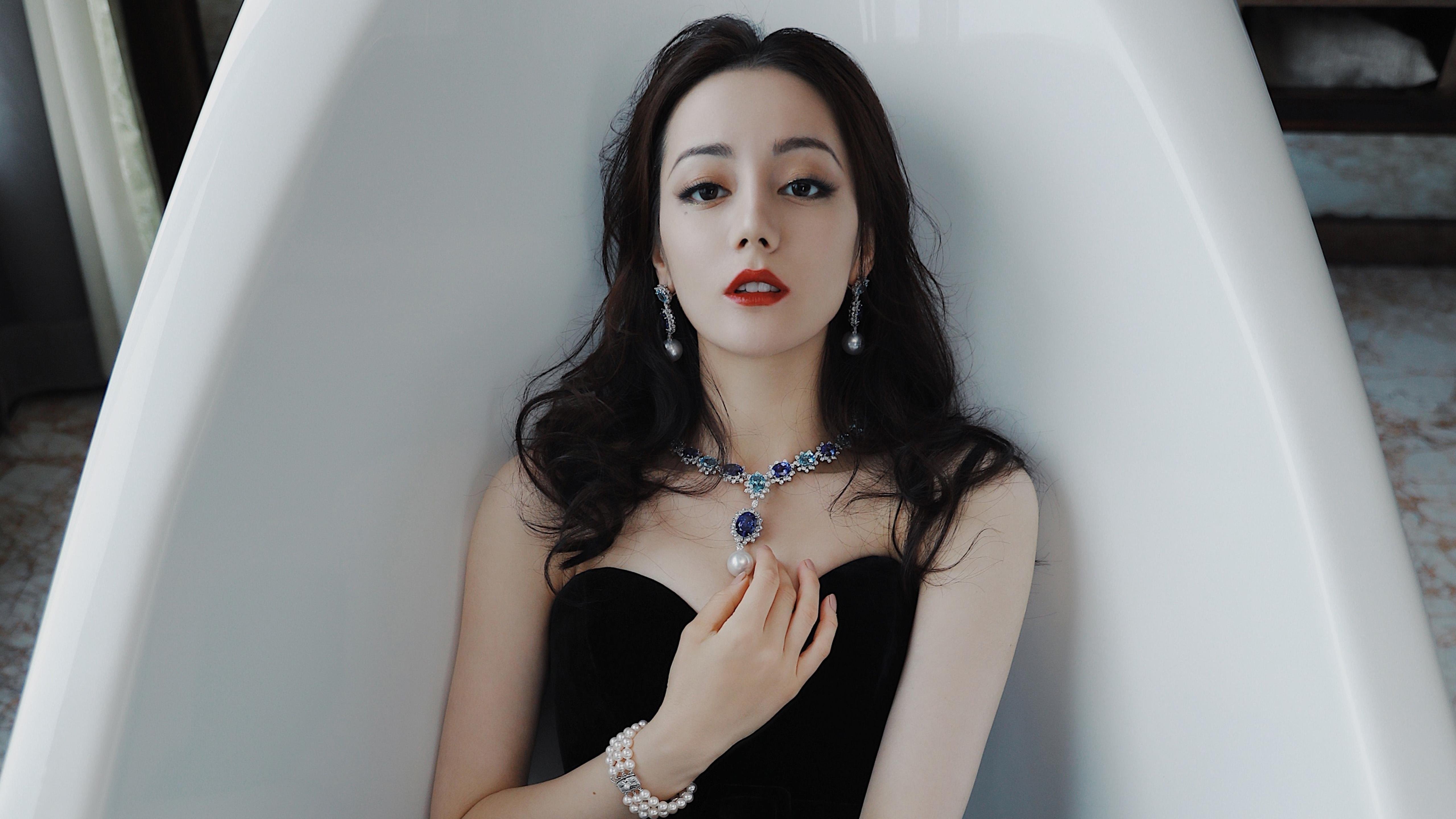 数据核爆，哈利伯顿30+15+10神迹如何点燃萨城夜空