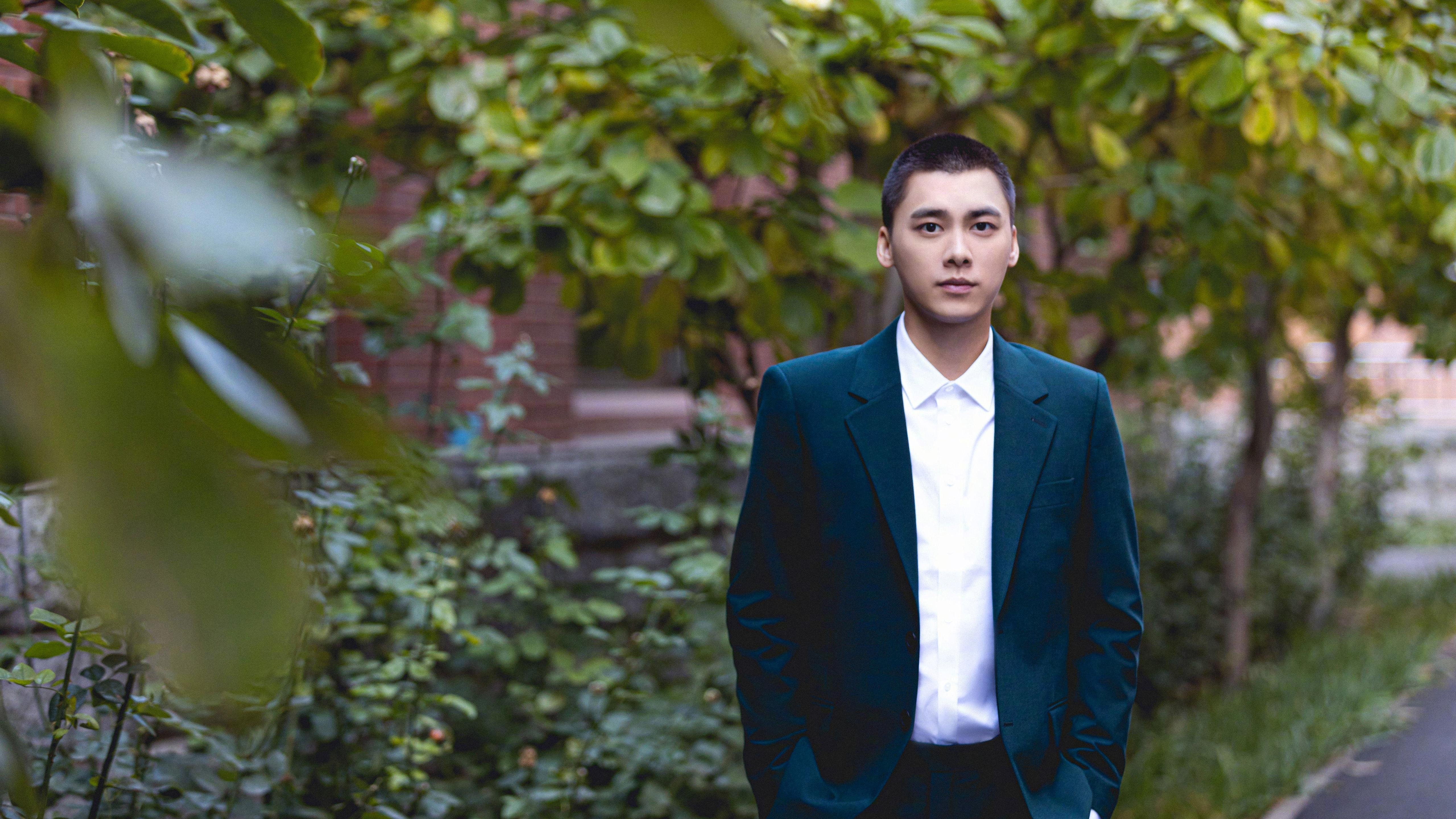因此,这篇文章的独特视角可以聚焦于,体系与天才的辩证关系—体系为决战搭建舞台,但最终需要天才的灵光一现来书写结局